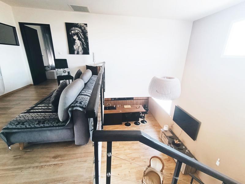 Maison contemporaine - 190 m² - 6 pièces