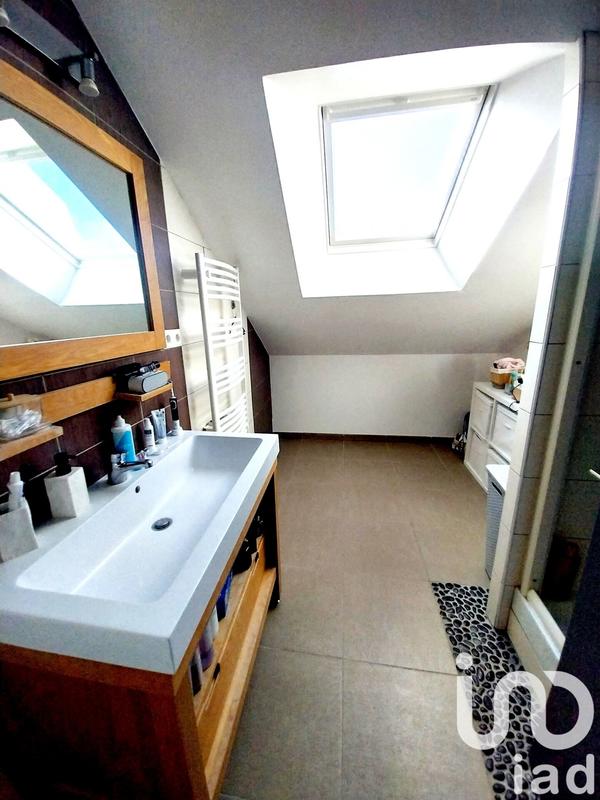 Appartement - 77 m² - 4 pièces