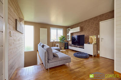 Maison - 152 m² - 8 pièces