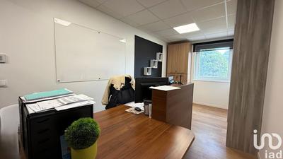 Local commercial - 281 m²