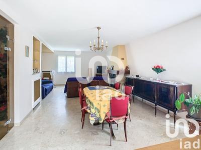 Maison - 170 m² - 8 pièces