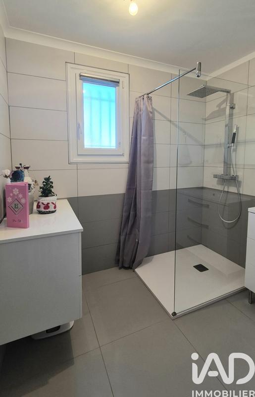 Maison - 98 m² - 5 pièces