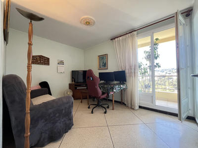 Appartement - 75 m² - 4 pièces