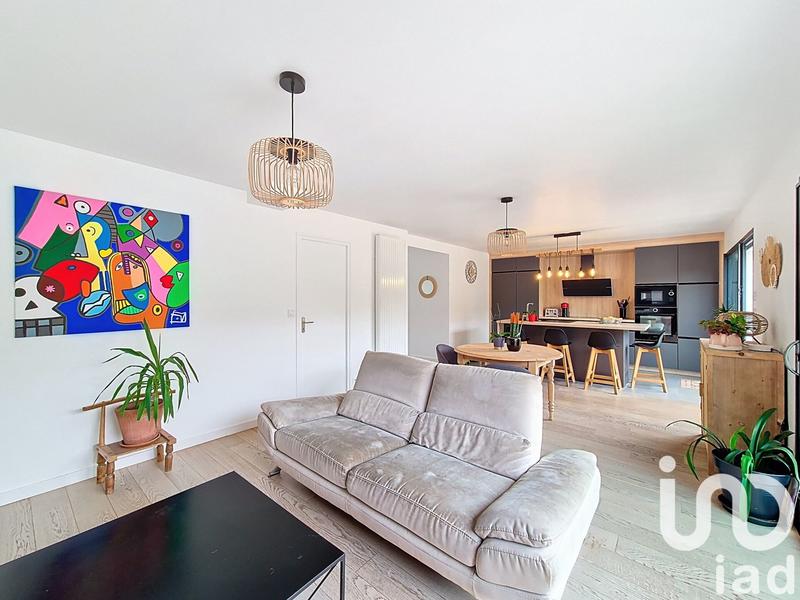 Maison - 111 m² - 6 pièces