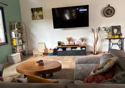 Maison - 220 m² - 5 pièces