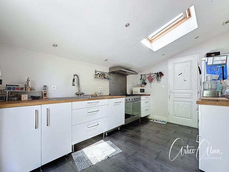 Maison - 146 m² - 6 pièces