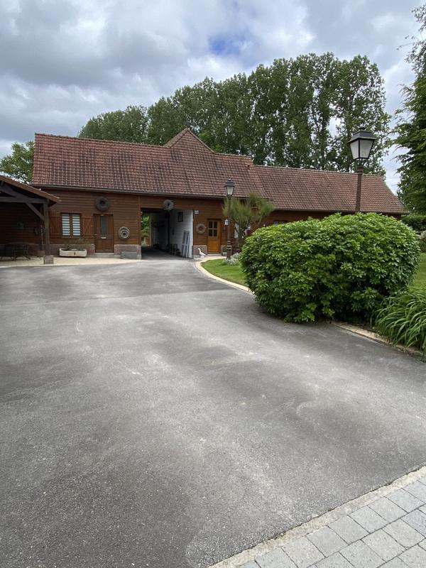 Maison traditionnelle - 462 m² - 12 pièces