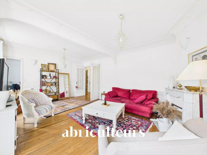 Appartement - 105 m² - 5 pièces