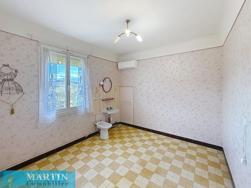 Maison - 137 m² - 5 pièces