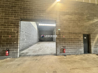 Local d'activités - 215 m²
