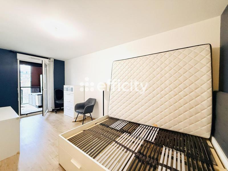 Appartement - 75 m² - 3 pièces