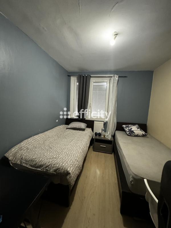 Maison de ville - 87 m² - 5 pièces