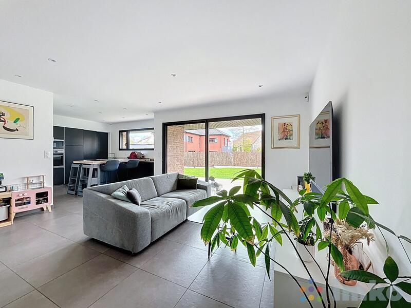 Maison contemporaine - 118 m² - 5 pièces