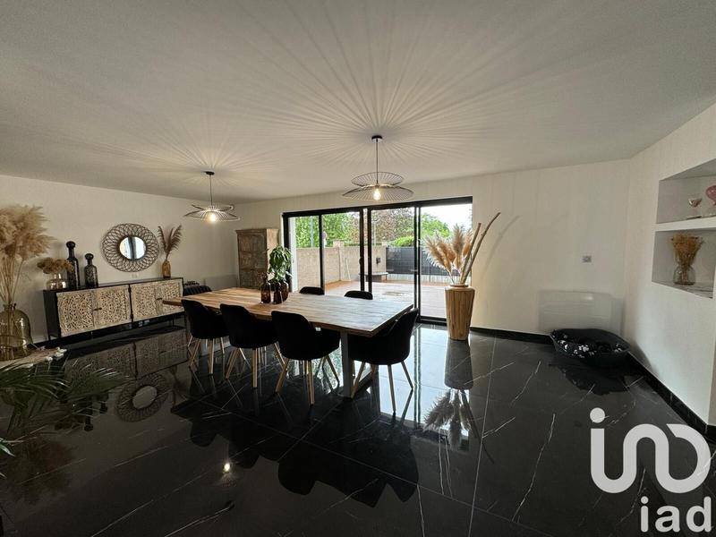 Maison de maîtres - 212 m² - 10 pièces