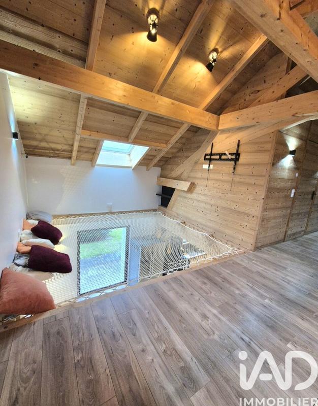 Maison - 180 m² - 5 pièces