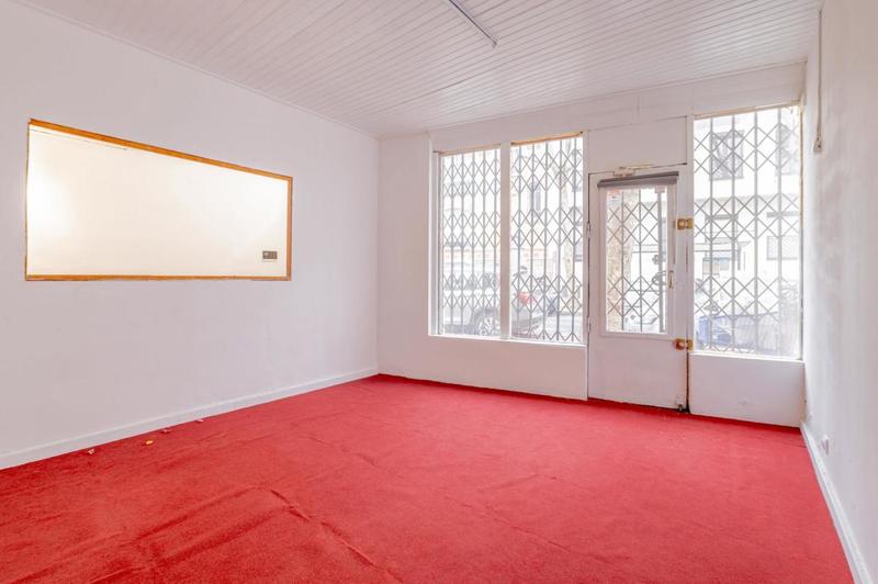 Bureau - 95 m² - 6 pièces