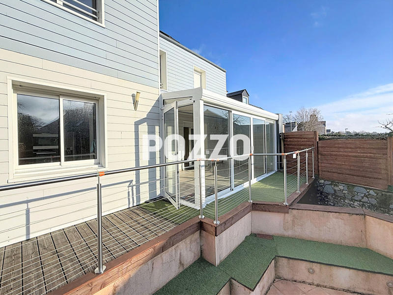 Maison - 169 m² - 5 pièces