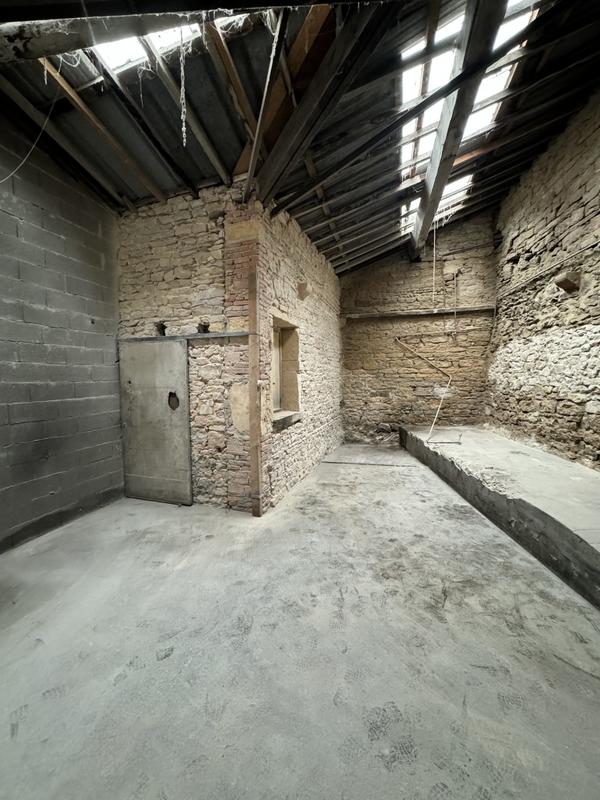 Loft - 173 m² - 1 pièce