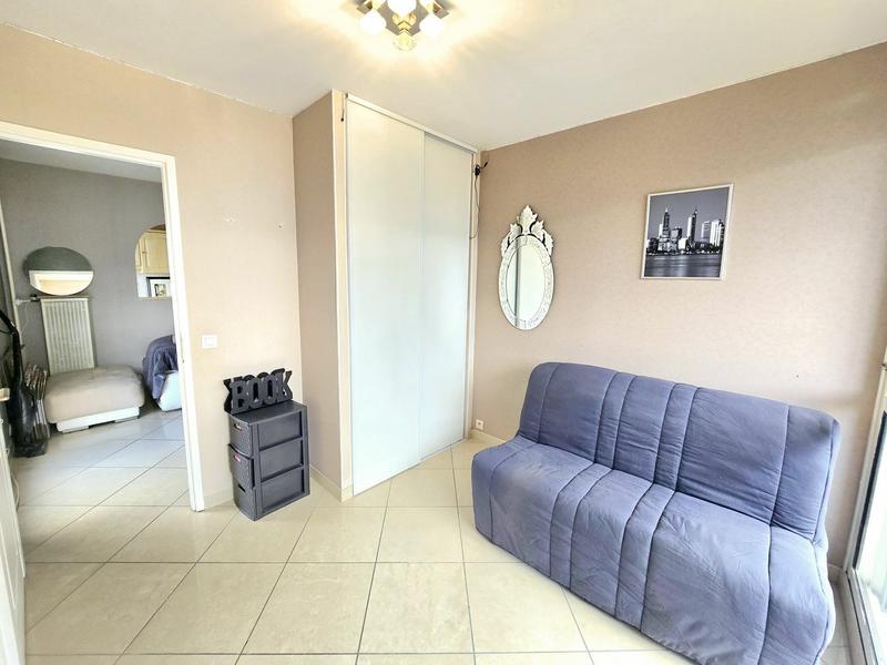 Appartement - 86 m² - 5 pièces