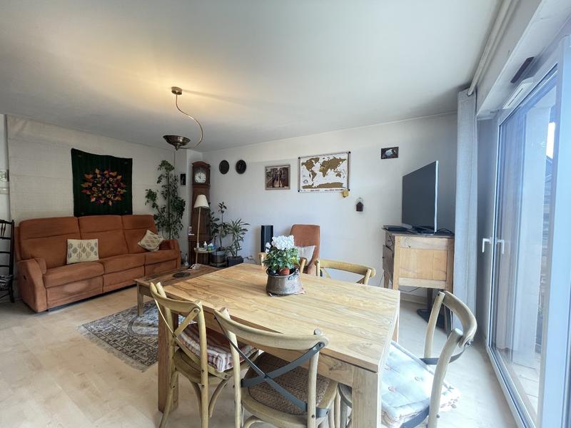 Appartement - 65 m² - 4 pièces