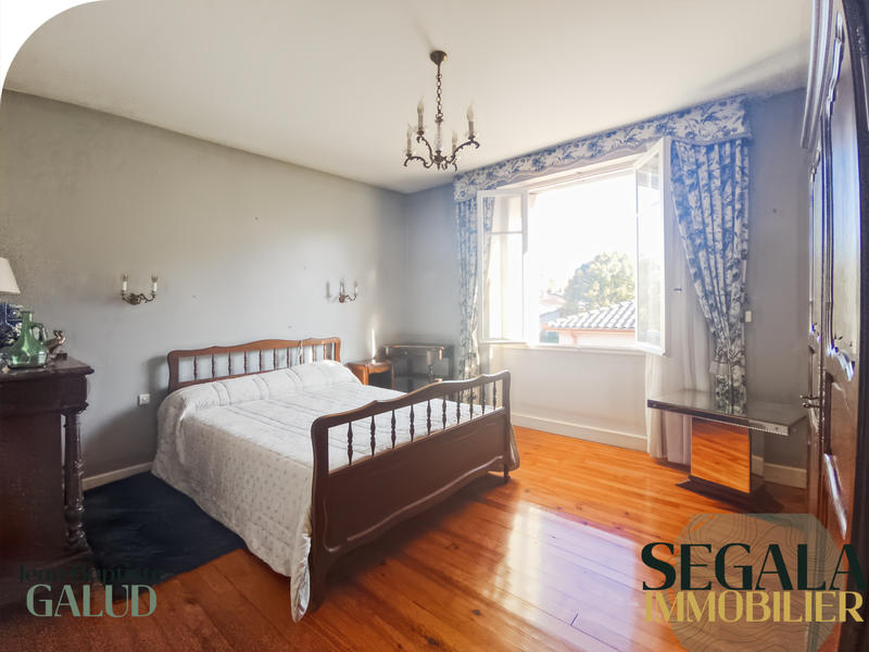 Maison - 136 m² - 6 pièces