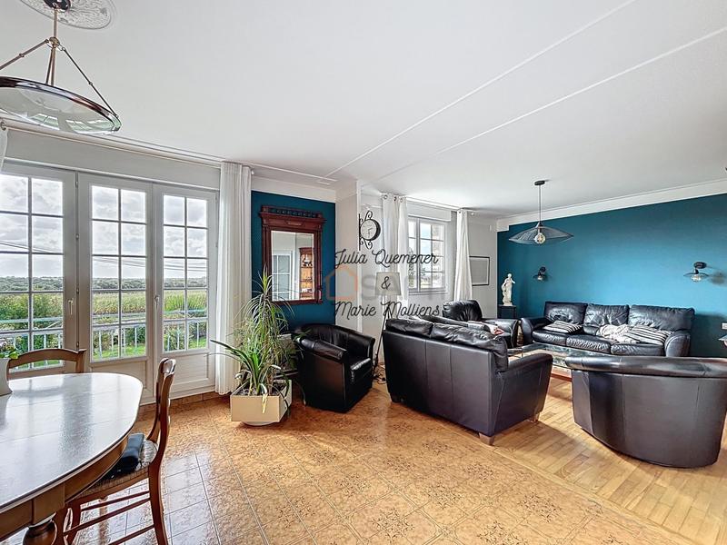 Maison - 104 m² - 7 pièces