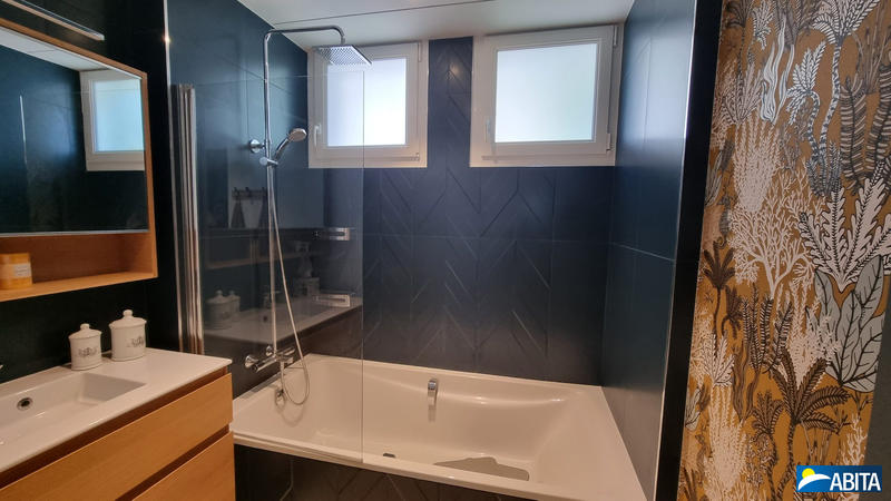 Appartement - 98 m² - 4 pièces