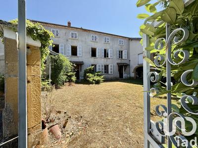 Maison - 180 m² - 6 pièces