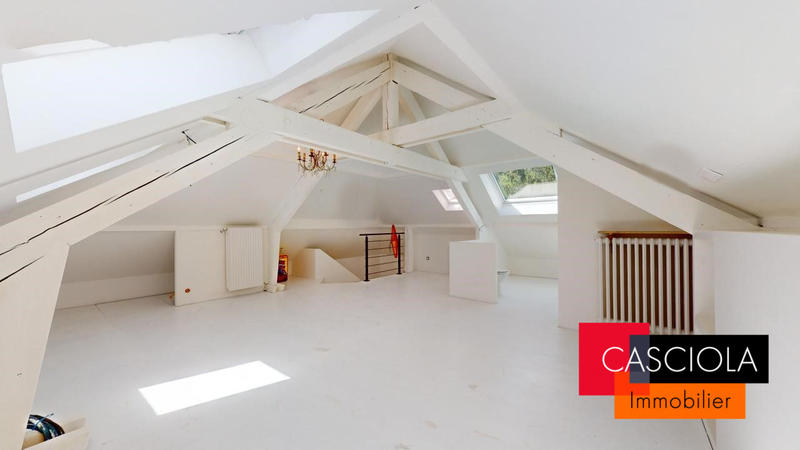 Maison - 170 m² - 6 pièces