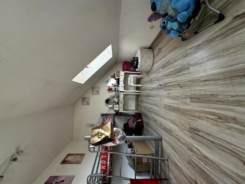 Maison - 163 m² - 8 pièces