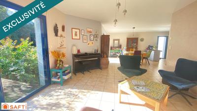 Maison - 141 m² - 6 pièces