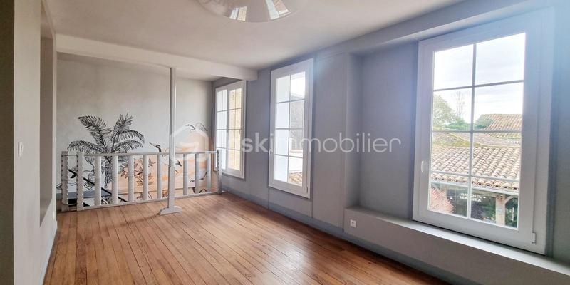 Immeuble - 195 m² - 8 pièces