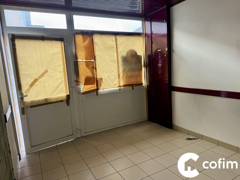 Immeuble - 54 m² - 2 pièces