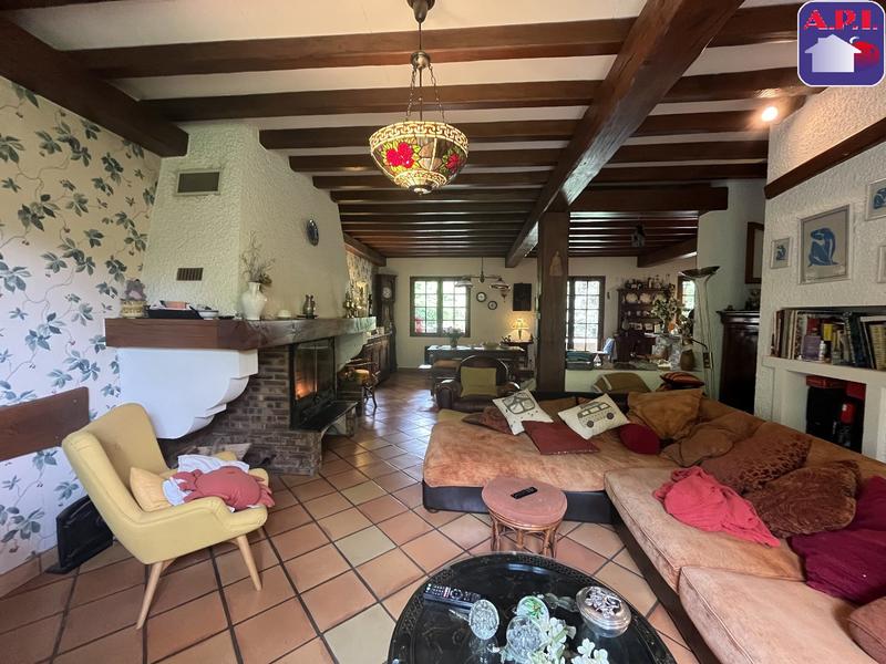 Maison - 150 m² - 5 pièces