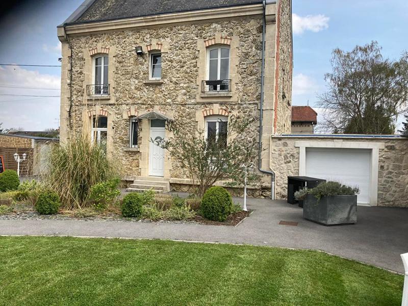 Immeuble - 690 m² - 25 pièces