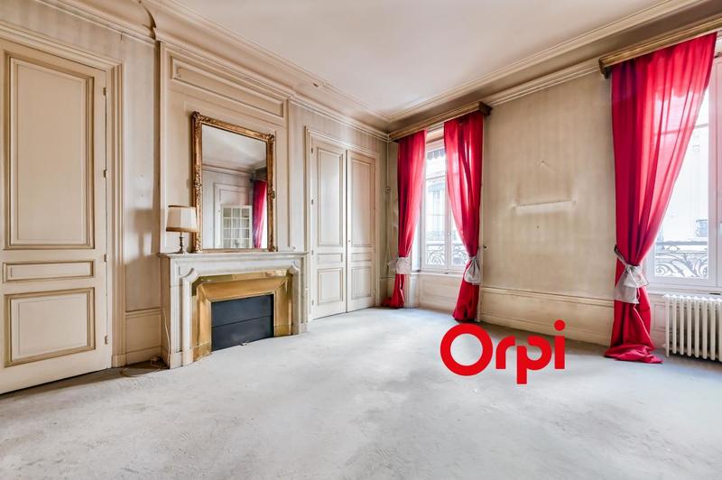 Appartement - 202 m² - 5 pièces