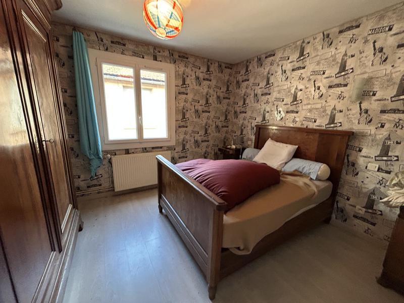 Maison traditionnelle - 80 m² - 5 pièces