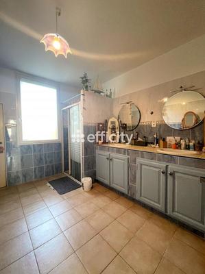 Appartement - 86 m² - 3 pièces