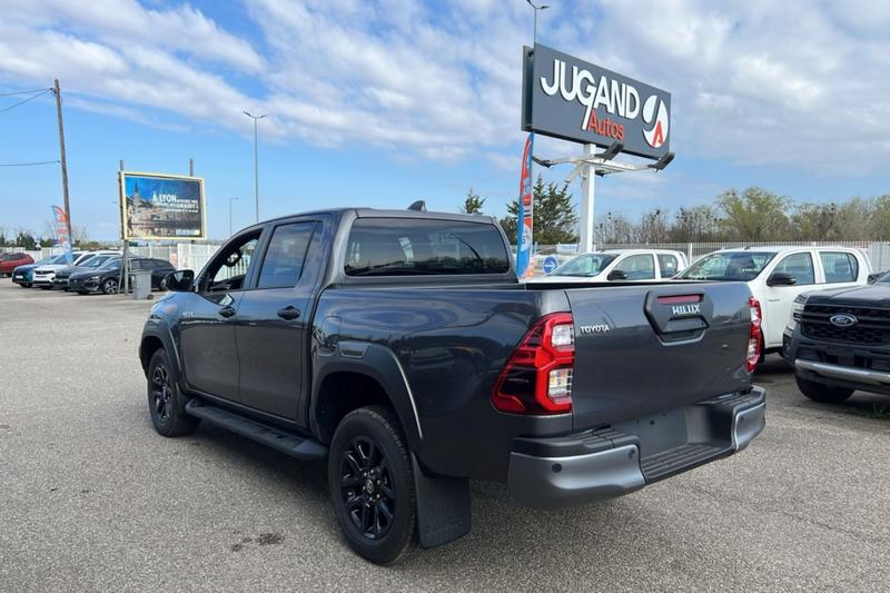 Toyota Hilux 2.8 204 Bva Invincible 4p 0taxe