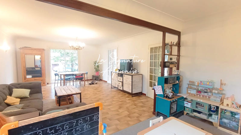 Maison - 167 m² - 6 pièces