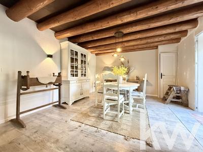 Maison - 205 m² - 10 pièces