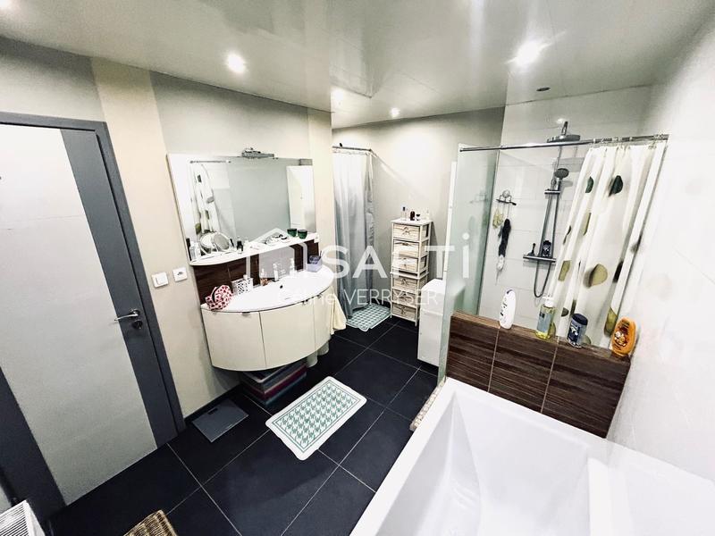 Maison - 157 m² - 7 pièces