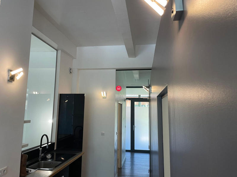 Loft - 78 m² - 3 pièces