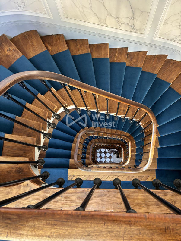 Appartement - 170 m² - 7 pièces