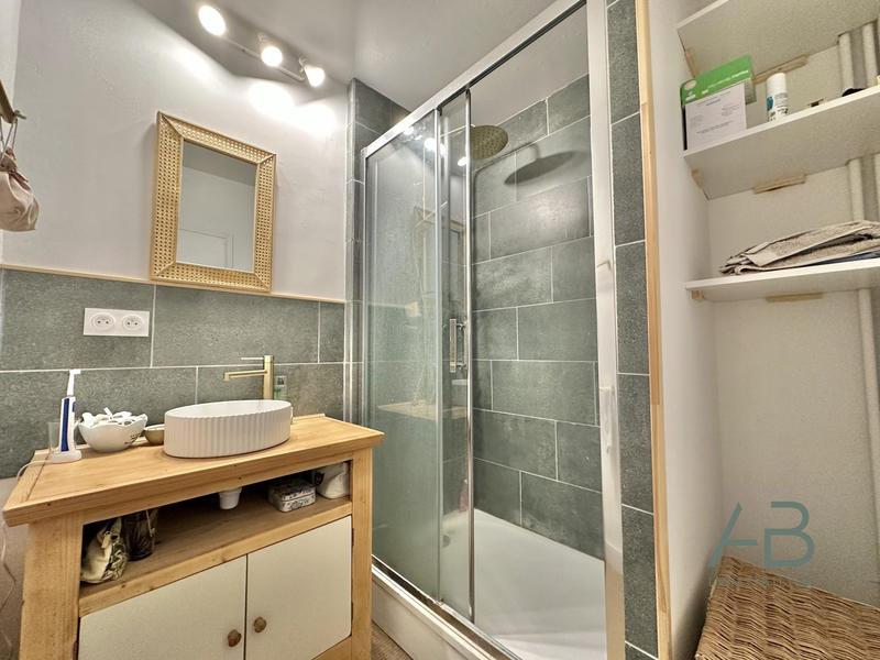 Appartement - 60 m² - 2 pièces