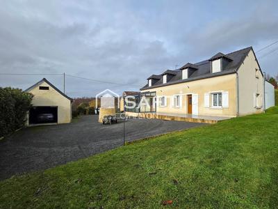 Maison - 182 m² - 6 pièces