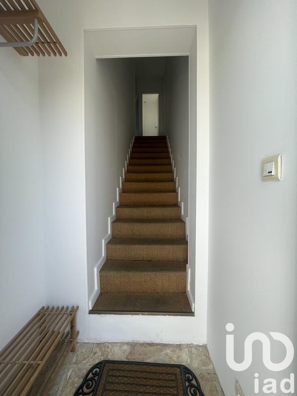 Maison - 180 m² - 8 pièces