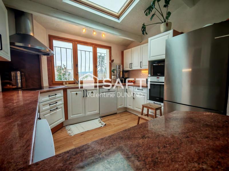 Maison - 88 m² - 4 pièces