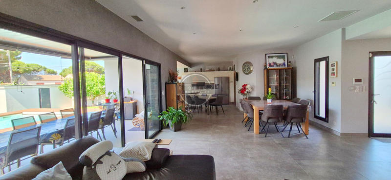 Villa - 177 m² - 4 pièces