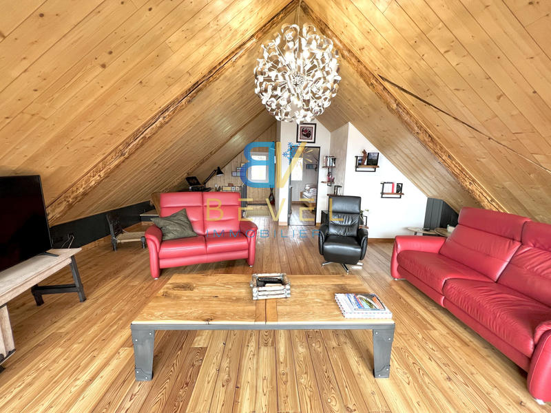 Châlet - 150 m² - 6 pièces